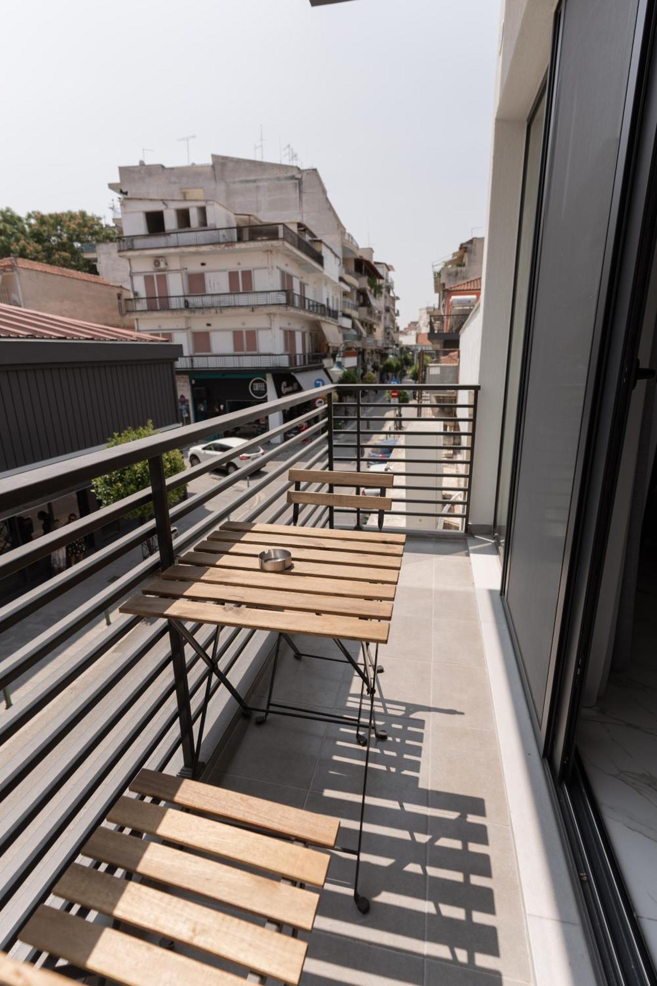 Δ17 Suites & Apartments Lárissa Exterior foto
